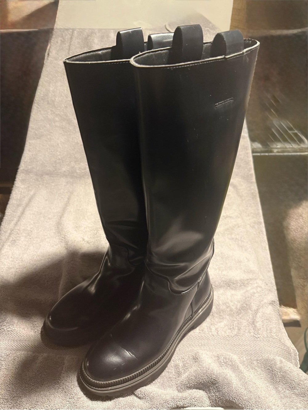 H&M Black Knee High Chunky Lug Sole Boots Size 7 / EU 38